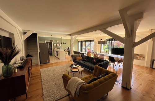 Cote Pavee House | Renovated studio for 8 people with swimming pool and garden in the heart of Toulouse