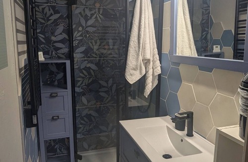 Passy Apartment | Renovated studio