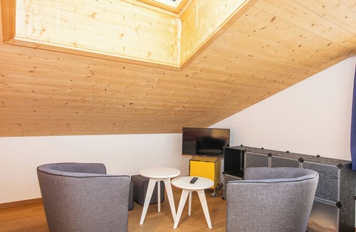 Adelboden Apartment | Renovated studio in the center of Adelboden.