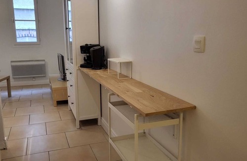 Chartres Apartment | Renovated studio near the cathedral