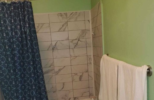 Lickdale Apartment | Renovated Studio off 78