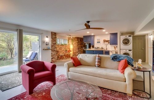 Crozet Apartment | Renovated Studio on 5 Acres - Near Vineyards!