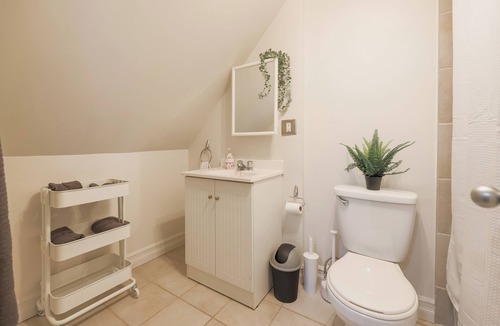 Longueuil Apartment | Renovated studio + parking | Longueuil