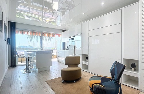 Menton Apartment | Renovated studio with terrace, air conditioning and parking in Menton