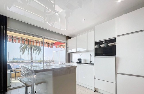 Menton Apartment | Renovated studio with terrace, air conditioning and parking in Menton