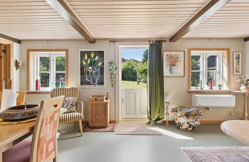 Tejn Villa | Renovated townhouse in Old Tejn, Bornholm