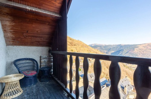 Saint-Lary-Soulan Ski Chalet | Renovated typical chalet in Soulan, 4 bedrooms, 9 pers.