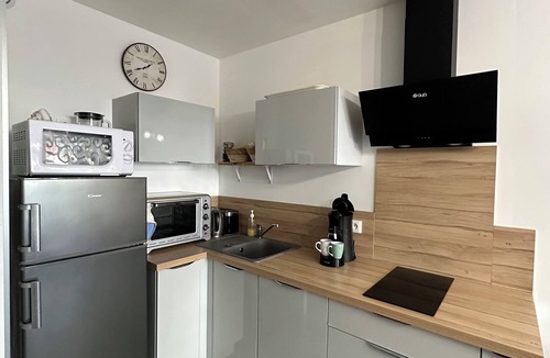 Argeles Plage Condo | Renovated waterfront apartment.