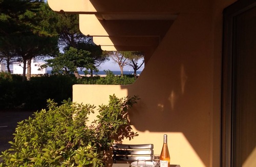 Argeles Plage Condo | Renovated waterfront apartment.