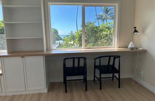 Ewa House | Renovated WFH with private beach access