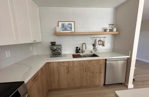 Ewa House | Renovated WFH with private beach access