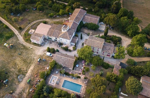 Trebes House | Renovated Winegrower's House with Shared Pool, Wi-Fi & AC in the Heart of the Vineyards