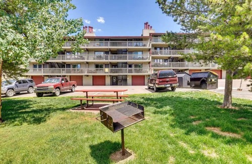 Fraser Condo | Renovated yet cozy, 2-bed/2-bath condo, with Winter Park mountain views