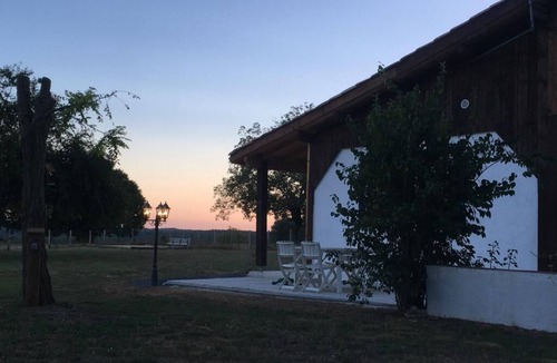 Arx House | Renoviertes Waldhotel in der Gascogne- Haustierfreundlich und Romantisch