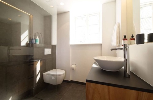 København V Apartment | Rent A Place 2, Copenhagen