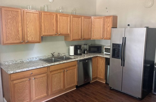 Middletown Condo | Rent A Room In This Spacious Victorian