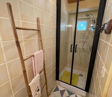 Asperjoc Villa | Rent Ardèche family home for 11 people