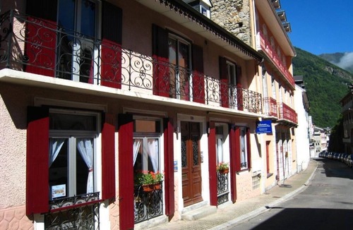 Cauterets Apartment | RENT CHARMING STUDIO
