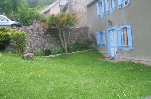 Beyrede-Jumet House | Rent GITE at 800 Meters of altitude