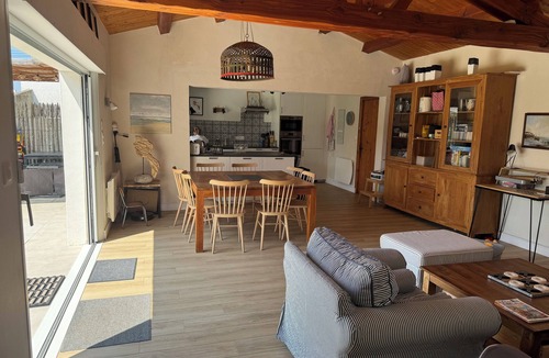 Noirmoutier-en-l'Ile House | Rent house in Noirmoutier (L'Herbaudière) - 3 rooms - 8 pers