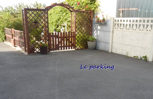 Cherrueix Apartment | Rent in bay(berry) of the holy mountain michel