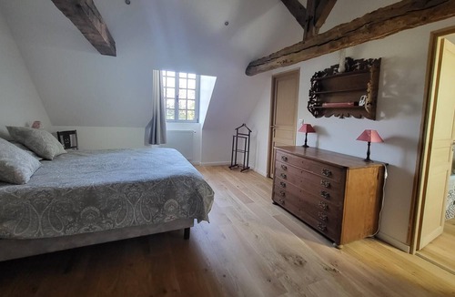 Taden House | Rent renovated 16th century manor, near Dinan and the coast