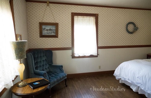 Dorrington Cabin | Rent The Entire Historic Dorrington Hotel - family retreats, friends getaway