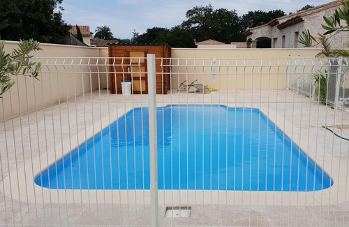 Vedene Villa | Rent villa with pool