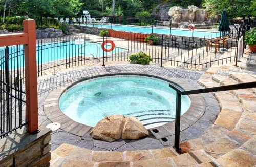 Tremblant-Les-Eaux Ski Chalet | Rental condo Tremblant-les-Eaux