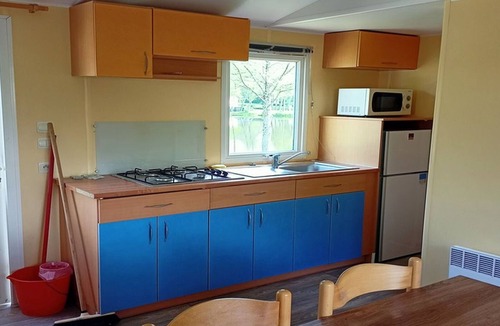 Sainte-Reine-de-Bretagne House | Rental Mobile Home, Terrace, 2 Bedrooms