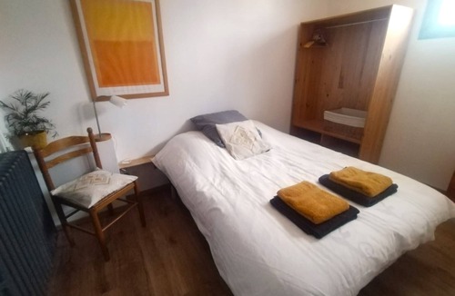 Siorac-en-Perigord Bed & Breakfast | Rental Gîte apartment, 1 or 2 persons, Périgord noir, Dordogne