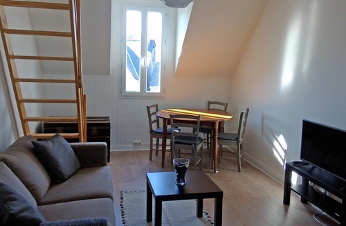 La Baule-Escoublac Apartment | Rental La Baule - full center - Market