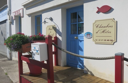 Plouhinec House | Rental of a gîte in the center of town, 5 minutes from the beaches and the Ria,