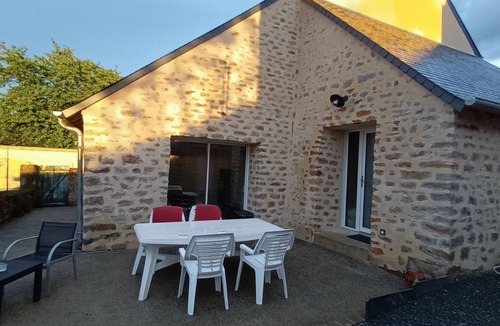 Saint-Symphorien House | Rental per night, week and weekend