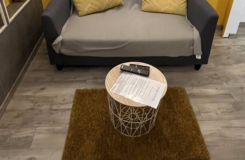 Le Pouzin Apartment | Rental T1 Bis (Ground floor) / Ideal location