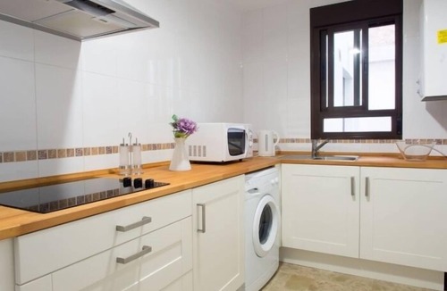Centro Comercial Apartment | Rental unit in Córdoba · ★4.60 · 2 bedrooms · 4 beds · 2 baths