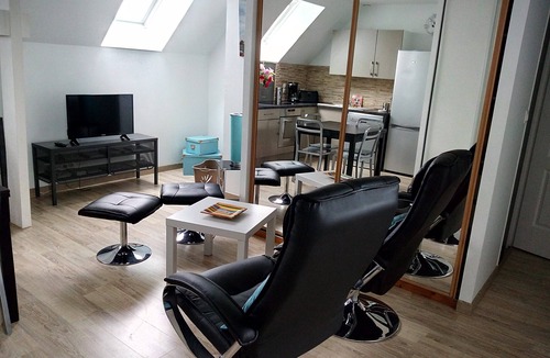 Demouville Apartment | Rental with garden for 4 people located between CAEN and the beaches