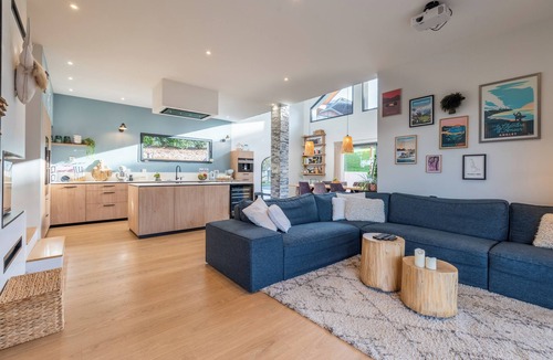 Saint-Eustache House | Renting a modern house