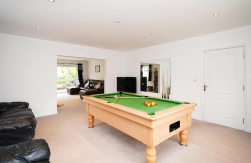 Chesterfield House | RentMySpaHomeDOTcoDOTuk