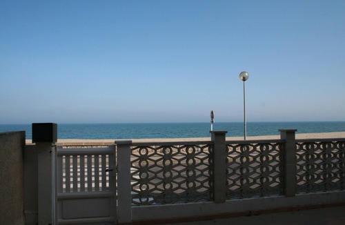 Leucate Apartment | Rents T3 - Leucate beach - Ground floor - Beachfront