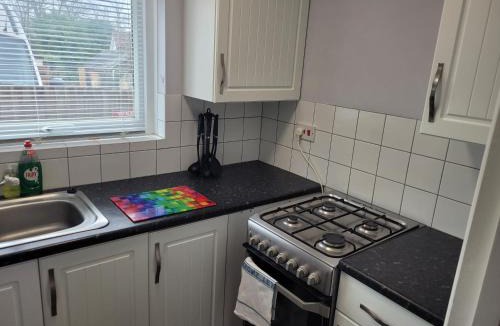 Crawley Apartment | RentUnique The Sissinghurst