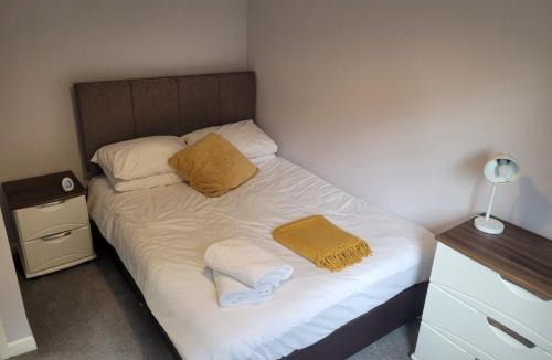 Crawley Apartment | RentUnique The Sissinghurst