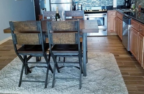 Indian Rocks Beach Condo | Reopened Paradise! Save on 14 Nights – Ocean View, Balcony & Private Beach!