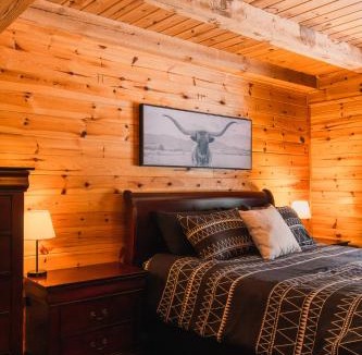 Saint-Alexis-des-Monts Ski Chalet | Repère de la Rivière -Bord de l'eau- Activités nautiques - Motoneige