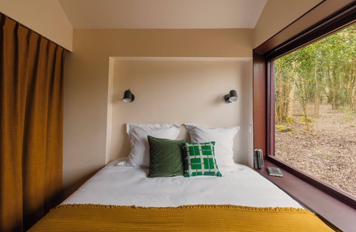 La Ville-aux-Clercs Hotel | Repère Sauvage, Hôtel Lodges & Restaurant