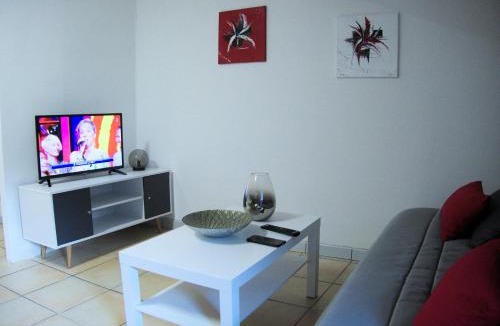 Bastide Saint-Louis Apartment | REPUBLIQUE Centre