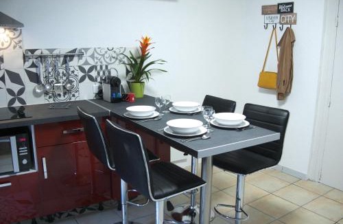 Bastide Saint-Louis Apartment | REPUBLIQUE Centre