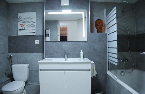 Bastide Saint-Louis Apartment | REPUBLIQUE Centre