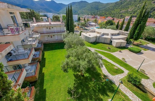 El Mas Oliva Apartment | Rescator Resort 202 - Two Bedroom Apartment, Sleeps 6