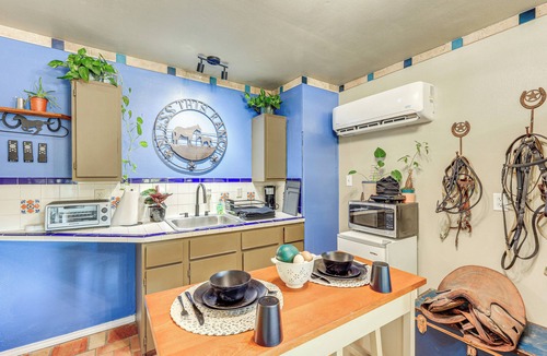 Bulverde Apartment | Rescue Ranch Retreat w/Goats, Horses & Chickens!